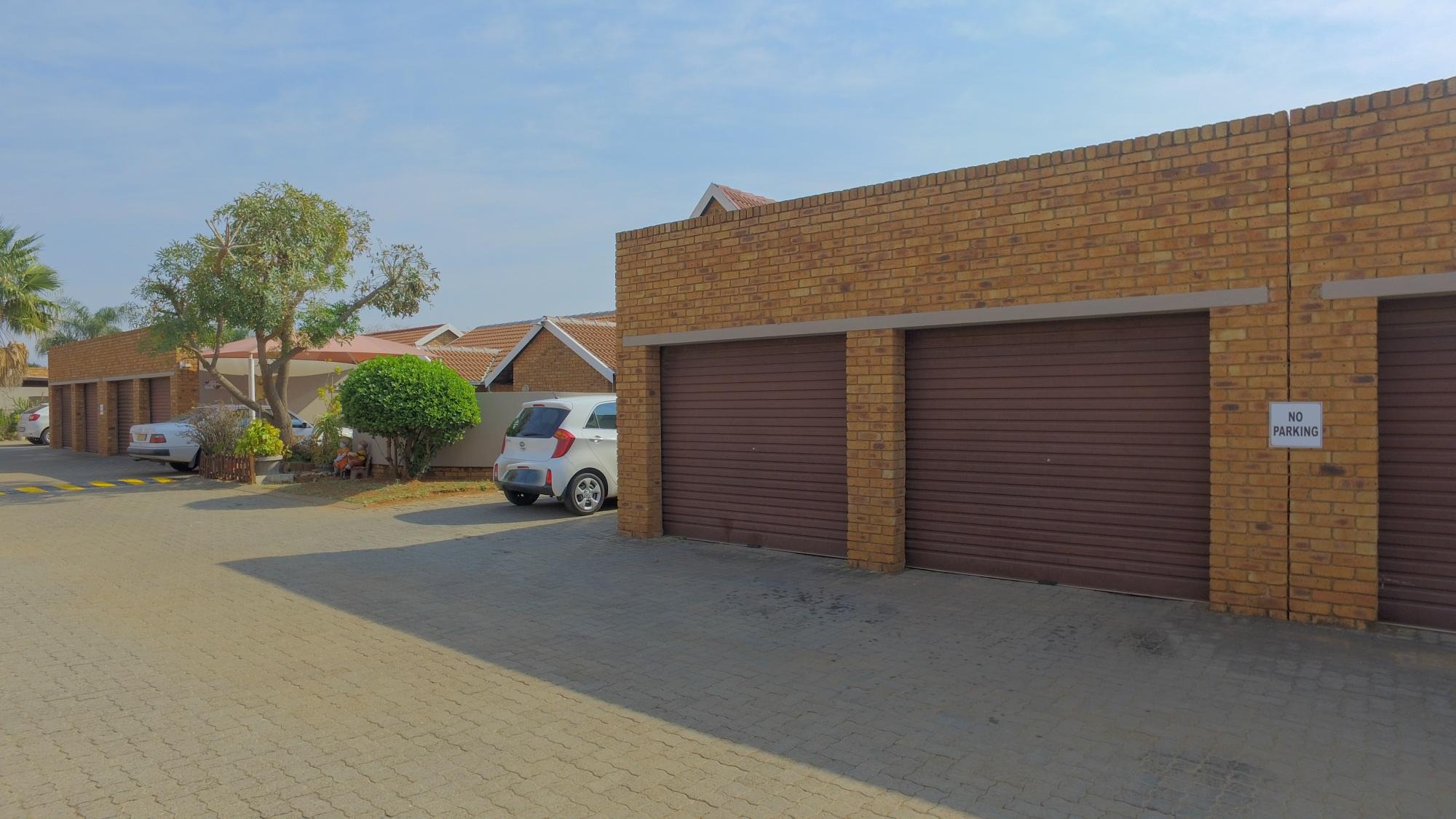 3 Bedroom Property for Sale in Safari Gardens North West